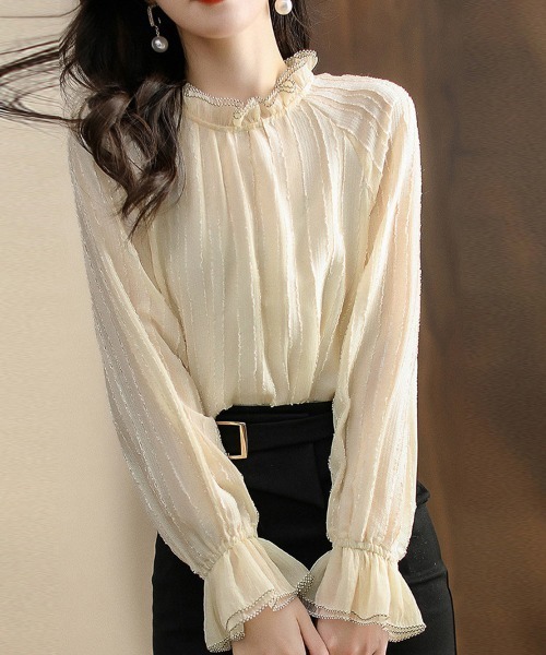 ReRe(リリ)の「レース風デザインフリルハイネックブラウス(シャツ/ブラウス・レディース・ベージュ・MEDIUM/LARGE/X-LARGE)」の9枚目の写真
