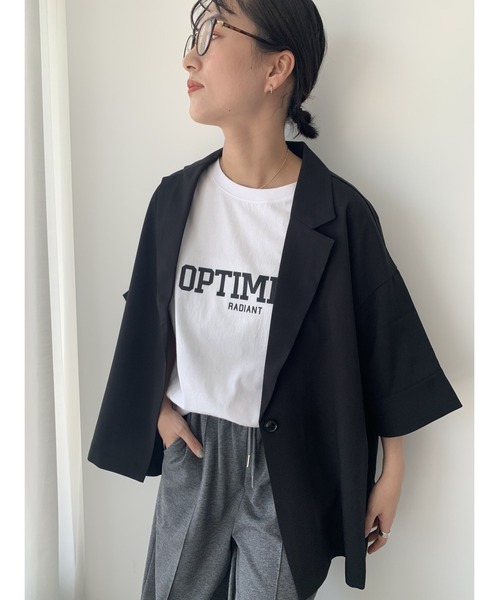 Te chichi(テチチ)の「麻調ハーフスリーブジャケット(ノーカラージャケット・レディース・グレー/ベージュ/ブラック・F)」の2枚目の写真
