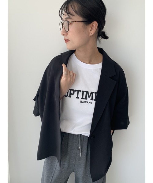 Te chichi(テチチ)の「麻調ハーフスリーブジャケット(ノーカラージャケット・レディース・グレー/ベージュ/ブラック・F)」の12枚目の写真