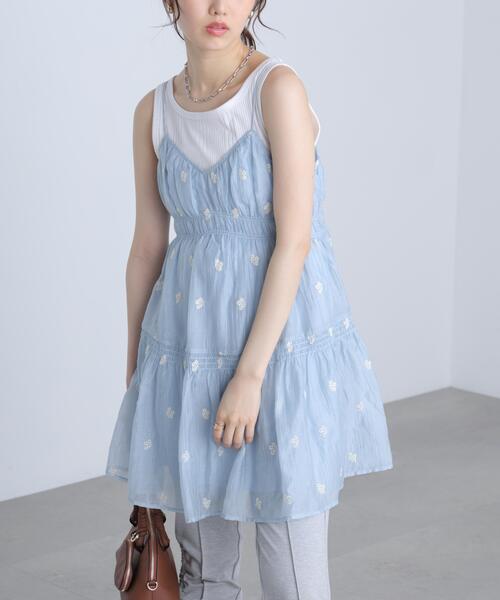 FREE'S MART(フリーズマート)の「◆ シアー小花刺繍シャーリングギャザーキャミワンピース(ワンピース・レディース・ブラック/ホワイト/ブルー・FREE)」の19枚目の写真