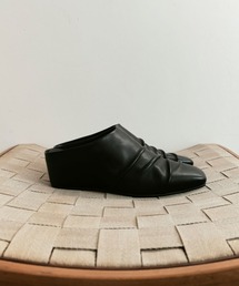 Studio Doe（スタジオドー）の「Studio Doe Pleated Heeled Slippers（その他シューズ）」