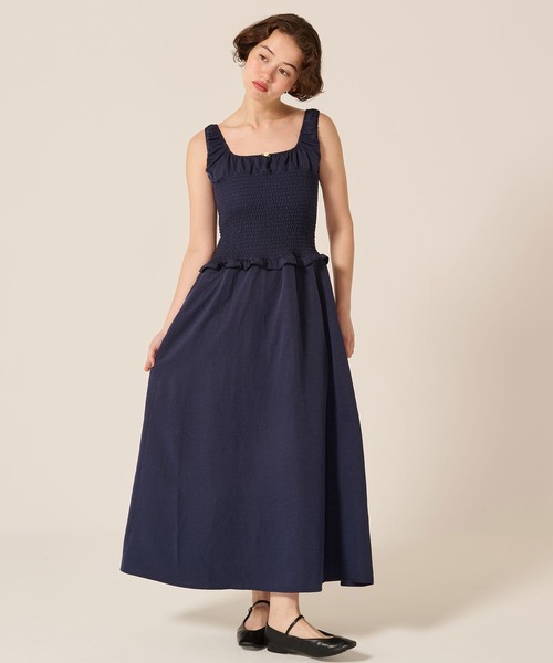 TINA:JOJUN(ティーナジョジュン)の「ローズモチーフ スクエアネック シャーリング ワンピース TINA:JOJUN(ワンピース・レディース・ホワイト/ネイビー・M/S)」の11枚目の写真