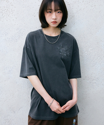 クラムブルピグメントアプリケ半袖Tシャツチャコール