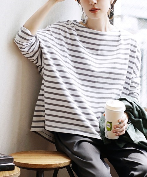 zootie（ズーティー）の「ほぼシミヘン加工 フレンチバスク ワイドプルオーバー［ボーダー＆無地］（Tシャツ/カットソー・レディース・オフホワイト/ネイビー/カーキ/ブラック/ライトブルー/オレンジ/ホワイト×ブルー/ホワイト×グレー/ホワイト×ブラック/ミント/グレー系その他/杢グレー/ライトピンク/ネイビー×ホワイト/ベージュ系その他2/イエロー系その他/ライトイエロー/ブルー系その他/ベージュ系その他・フリー）」の5枚目の写真