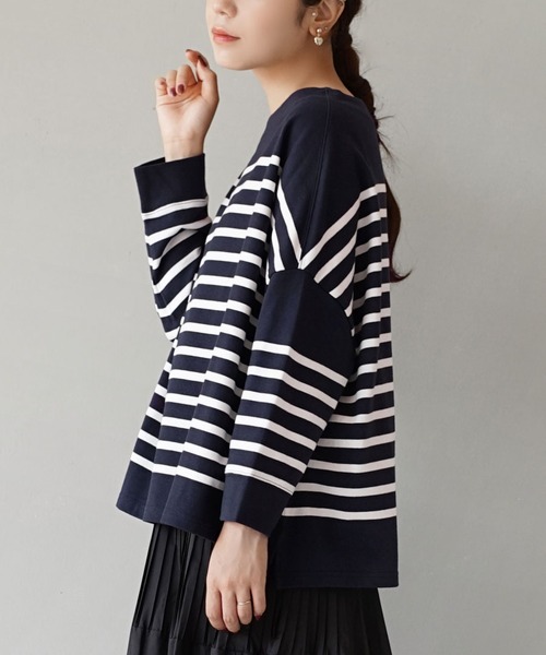 zootie（ズーティー）の「ほぼシミヘン加工 フレンチバスク ワイドプルオーバー［ボーダー＆無地］（Tシャツ/カットソー・レディース・オフホワイト/ネイビー/カーキ/ブラック/ライトブルー/オレンジ/ホワイト×ブルー/ホワイト×グレー/ホワイト×ブラック/ミント/グレー系その他/杢グレー/ライトピンク/ネイビー×ホワイト/ベージュ系その他2/イエロー系その他/ライトイエロー/ブルー系その他/ベージュ系その他・フリー）」の15枚目の写真