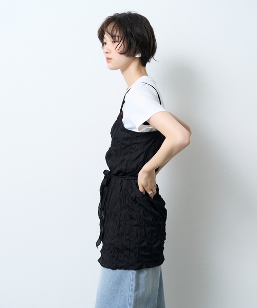 NUJOH(ヌゾ)の「Logo Crop Tee / ロゴクロップドTシャツ(Tシャツ/カットソー・レディース・ブラック/ミント/ホワイト・FREE)」の6枚目の写真