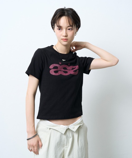 NUJOH(ヌゾ)の「Logo Crop Tee / ロゴクロップドTシャツ(Tシャツ/カットソー・レディース・ブラック/ミント/ホワイト・FREE)」の13枚目の写真