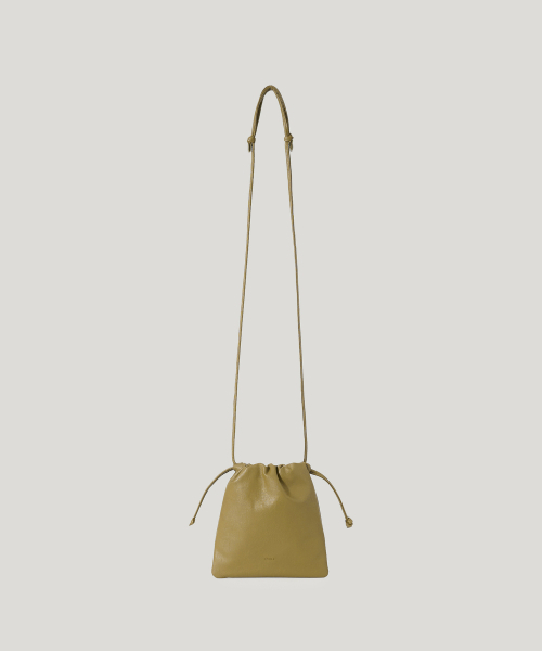 OVHEE（オヴェイ）の「ヌアミニクロスバッグ Nua Mini Cross Bag（メッセンジャーバッグ・レディース・オリーブ/アイボリー・FREE）」の14枚目の写真