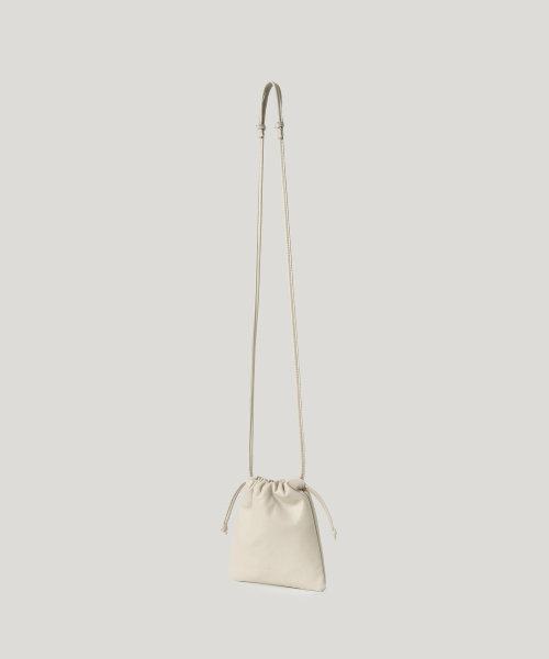 OVHEE（オヴェイ）の「ヌアミニクロスバッグ Nua Mini Cross Bag（メッセンジャーバッグ・レディース・オリーブ/アイボリー・FREE）」の21枚目の写真