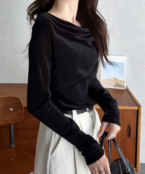 Eclat one(エクラワン)の「【Eclat one】フロント ドレープ シアー ベロア カットソー(Tシャツ/カットソー・レディース・ブラック/グレー/ブラウン・FREE)」の7枚目の写真