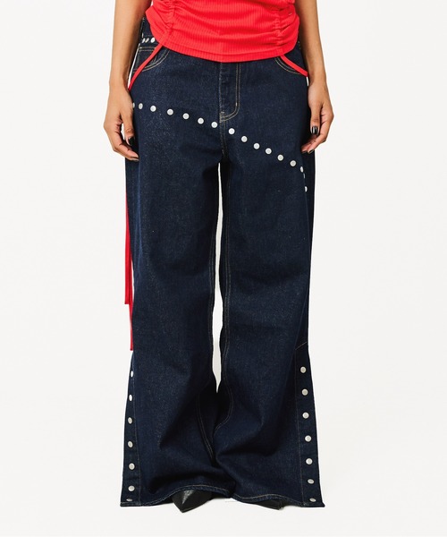 BEEDEN（ビーデン）の「STUDDED DETAIL DENIM（デニムパンツ・レディース・ダークブルー/ブルー・SMALL/MEDIUM）」の2枚目の写真