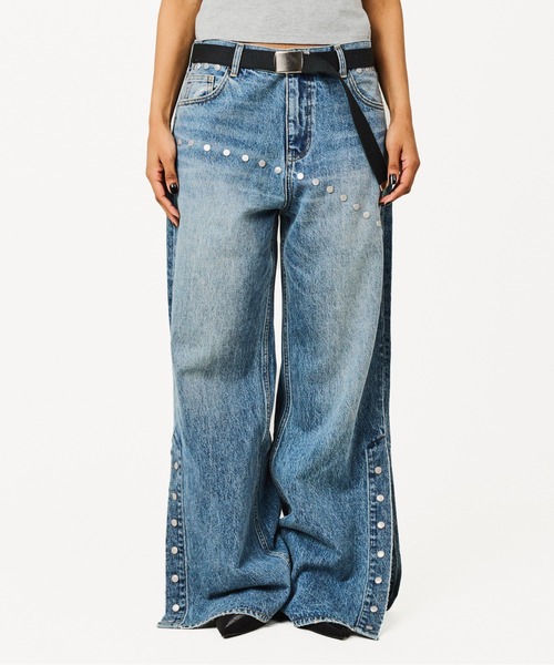 BEEDEN（ビーデン）の「STUDDED DETAIL DENIM（デニムパンツ・レディース・ダークブルー/ブルー・SMALL/MEDIUM）」の4枚目の写真