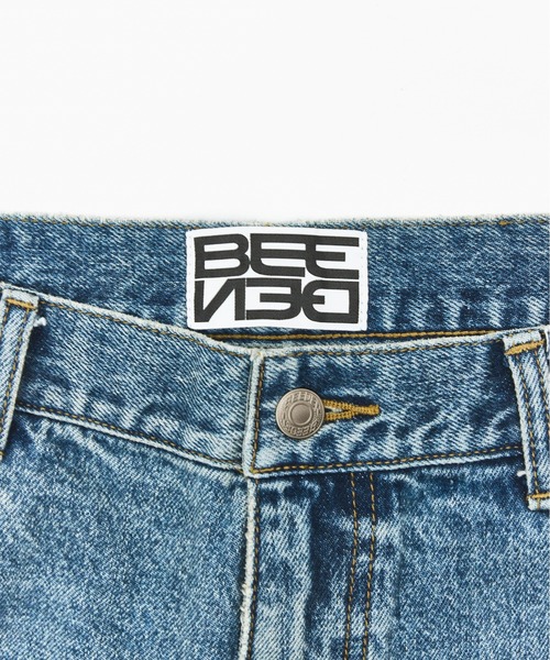 BEEDEN（ビーデン）の「STUDDED DETAIL DENIM（デニムパンツ・レディース・ダークブルー/ブルー・SMALL/MEDIUM）」の10枚目の写真