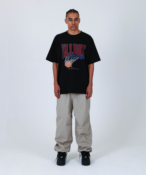 ALL DAY HOOPS(オールデイフープス)の「オールデービッグロゴ半袖ブラック(Tシャツ/カットソー・メンズ・その他・0/3/2/1/WOMENS)」の2枚目の写真