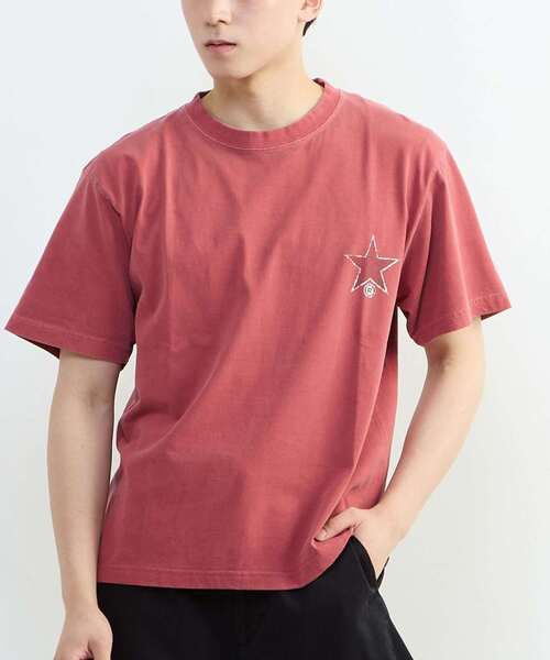CONVERSE TOKYO（コンバーストウキョウ）の「BACK FLOWER PRINT TEE（Tシャツ/カットソー・レディース・レッド/ブルー/ブラック・MEDIUM/SMALL）」の4枚目の写真
