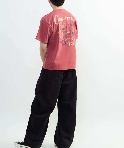 CONVERSE TOKYO（コンバーストウキョウ）の「BACK FLOWER PRINT TEE（Tシャツ/カットソー・レディース・レッド/ブルー/ブラック・MEDIUM/SMALL）」の6枚目の写真