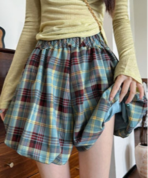 ＆soiree（アンドソワレ）の「タータンチェック柄バルーンショートパンツ（その他パンツ・レディース・グリーン・SMALL/MEDIUM/LARGE/X-LARGE）」の4枚目の写真