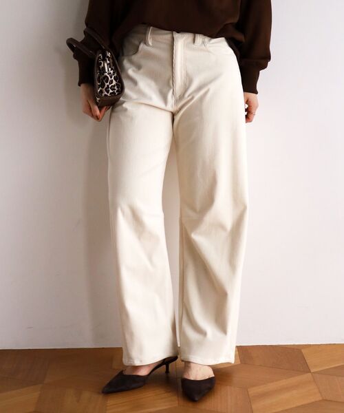 le.coeur blanc（ルクールブラン）の「コーデュロイカーブパンツ（その他パンツ・レディース・ネイビー/オフホワイト・38/36）」の20枚目の写真