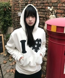 猫モチーフinハートロゴプリントショートパーカー