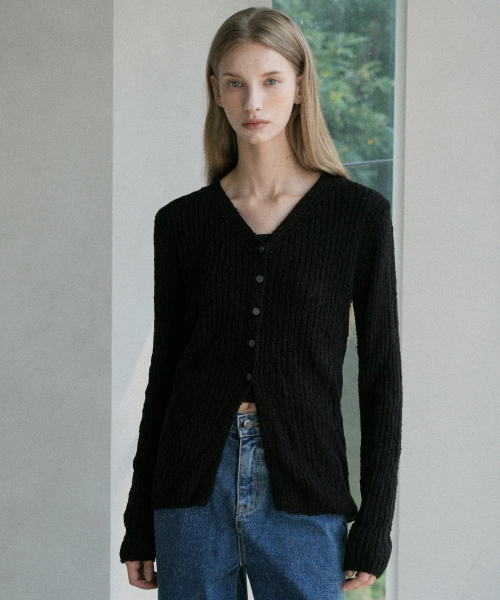 VLETI(ブレッティ)の「V-neck Ribbed Slim Knit Cardigan (black)(カーディガン/ボレロ・レディース・ブラック・FREE)」の1枚目の写真