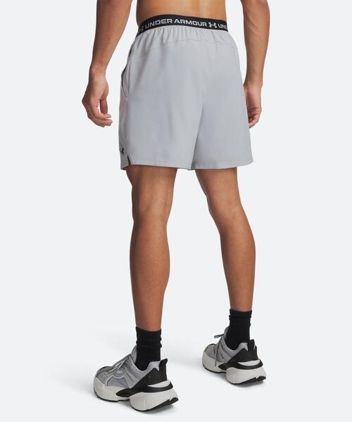 UNDER ARMOUR(アンダーアーマー)の「UAバニッシュ ウーブンショーツ2.0(トレーニング/メンズ)(その他パンツ・メンズ・グレー・M/L/XL/2XL)」の2枚目の写真