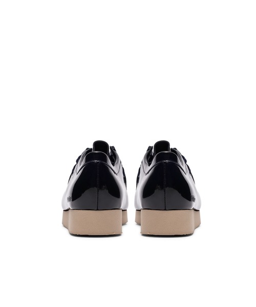 Clarks(クラークス)の「WALLABEE 2604 NAVY PATENT(スニーカー・メンズ・ブラック・25.5cm/27.0cm)」の7枚目の写真
