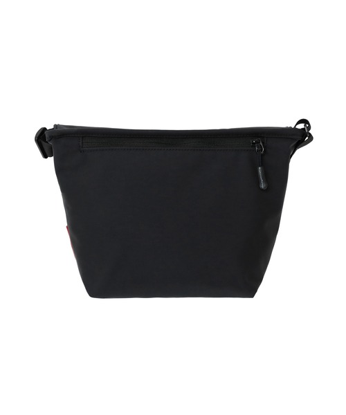 Manhattan Portage（マンハッタンポーテージ）の「NYLON MESSENGER BAG (XS) BP W/DIV MGNT TUSSAH PVC NEUES（メッセンジャーバッグ・メンズ・ブラック・X-SMALL）」の4枚目の写真