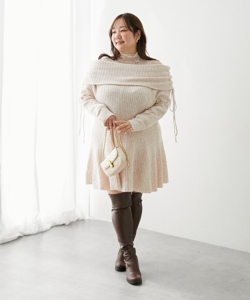 SMILE LAND(スマイルランド)の「<大きいサイズ>【らめちゃんコラボ】2Wayドロストニットワンピース(ワンピース・レディース・ピンクベージュ/グレー・4L/3L/LL/L/5L)」の10枚目の写真