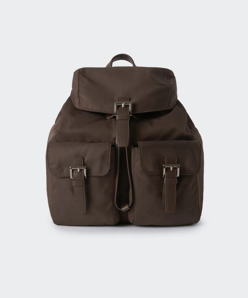 MUSINSA STANDARD WOMAN（ムシンサスタンダードウーマン）の「ウィメンズナイロンフラップミニバックパック[ブラウン]（バックパック/リュック・レディース・その他・F）」の11枚目の写真