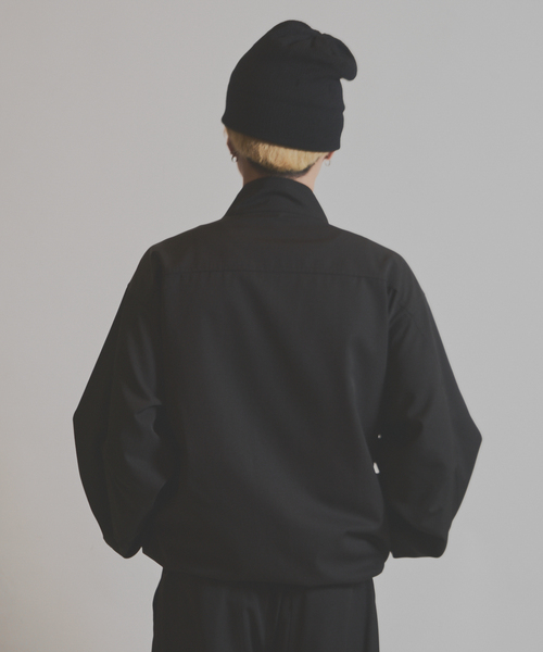 WISM(ウィズム)の「WISM ORIGINAL PRODUCT GABARDINE FIELD JACKET(ブルゾン・メンズ・ブラック・MEDIUM/LARGE)」の6枚目の写真
