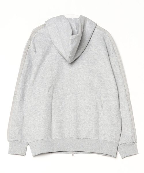 adidas(アディダス)の「アディダス adidas エッセンシャルズ プラス ルーズフィット コンテンポラリー スペーサーニット フルジップパーカー(パーカー・メンズ・グレー・S/M/L/LL/3L)」の12枚目の写真