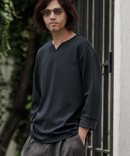 CAMBIO(カンビオ)の「mlt5877- ポンチ7分袖キーネックカットソー(BP-BFA0162)(Tシャツ/カットソー・メンズ・ホワイト/ブラック/ネイビー/グレー・S/M/L)」の4枚目の写真