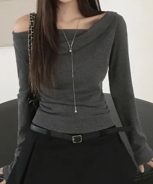 VIVID LADY(ビビッドレディー)の「ドレープネック リブ長袖トップス(Tシャツ/カットソー・レディース・ホワイト/ブラック/グレー/モカ/チャコールグレー・FREE)」の1枚目の写真