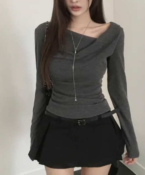 VIVID LADY(ビビッドレディー)の「ドレープネック リブ長袖トップス(Tシャツ/カットソー・レディース・ホワイト/ブラック/グレー/モカ/チャコールグレー・FREE)」の9枚目の写真