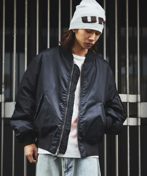 FREAK'S STORE(フリークスストア)の「MA-1 FLIGHT JACKET(ブルゾン・メンズ・ブラック/グレー・MEDIUM/SMALL/LARGE)」の4枚目の写真