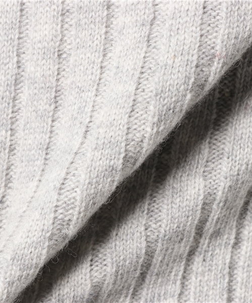 FREDY&GLOSTER(フレディアンドグロスター)の「【FINEBOYS掲載】6 × 2 リブタートルネックニット(ニット/セーター・メンズ・グレー/ブルー/ブラック・L/M)」の8枚目の写真