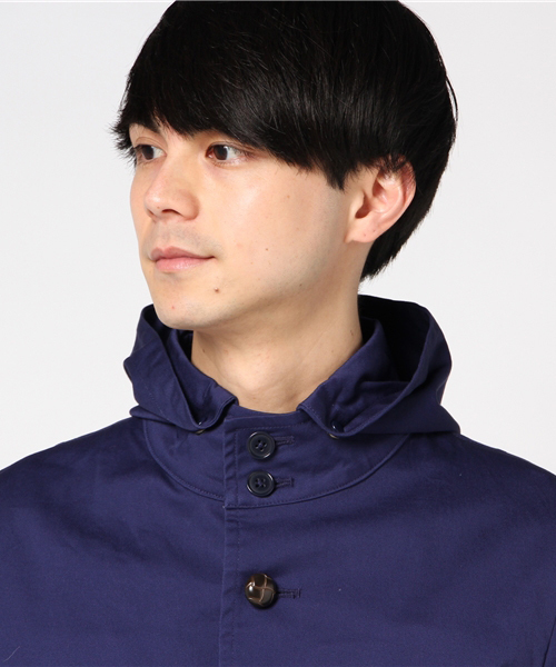 FREDY&GLOSTER（フレディアンドグロスター）の「【men's FUDGE掲載】スタンドフードブルゾン（ブルゾン・メンズ・ブルー/オフホワイト/ブラウン/ベージュ/ネイビー・S/L/XL/M）」の10枚目の写真