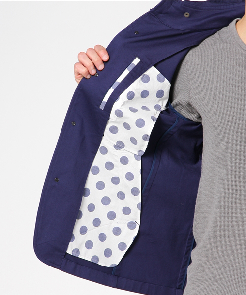 FREDY&GLOSTER（フレディアンドグロスター）の「【men's FUDGE掲載】スタンドフードブルゾン（ブルゾン・メンズ・ブルー/オフホワイト/ブラウン/ベージュ/ネイビー・S/L/XL/M）」の14枚目の写真