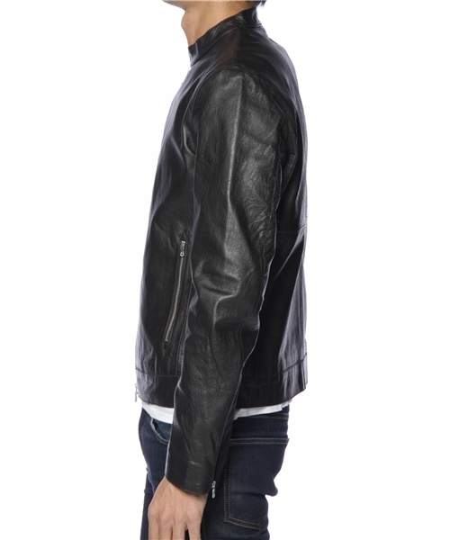 UNITED ARROWS(ユナイテッドアローズ)の「UA レザーライダースブルゾン(ライダースジャケット・メンズ・ブラック/ダークブラウン・SMALL/MEDIUM/LARGE/X-LARGE)」の9枚目の写真