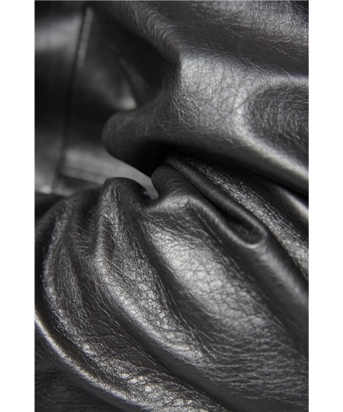 UNITED ARROWS(ユナイテッドアローズ)の「UA レザーライダースブルゾン(ライダースジャケット・メンズ・ブラック/ダークブラウン・SMALL/MEDIUM/LARGE/X-LARGE)」の4枚目の写真