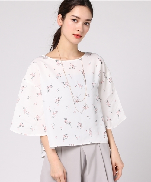 Honeys（ハニーズ）の「フレア袖ブラウス（シャツ/ブラウス・レディース・ホワイト系その他/オフホワイト/ブラック/サックスブルー/ブルー系その他・L/M）」の3枚目の写真