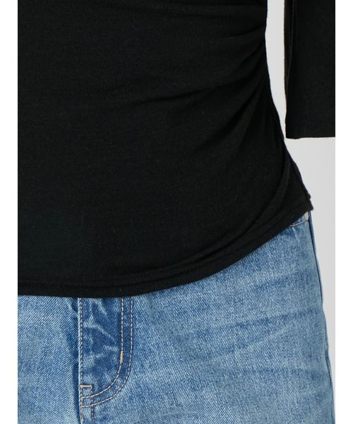 EMODA(エモダ)の「クロスフィットTシャツ(Tシャツ/カットソー・レディース・ホワイト/ブラック/イエロー/ピンク・FREE)」の11枚目の写真