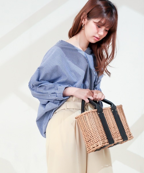 natural couture（ナチュラルクチュール）の「袖口ゴムドルマンスキッパー（シャツ/ブラウス・レディース・カーキ/アイボリー/その他・FREE）」の13枚目の写真