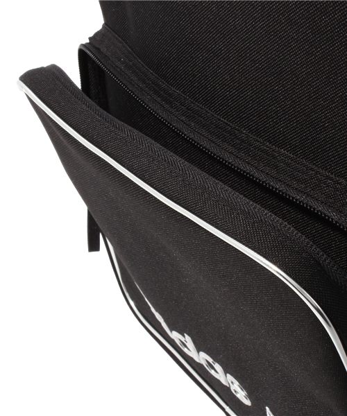 adidas Originals（アディダスオリジナルス）の「アディダス オリジナルス グラム バックパック 三つ葉 リュック adidas Originals GLAM BACKPACK（バックパック/リュック・メンズ・ブラック・ONE SIZE）」の6枚目の写真