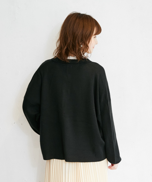 PairPair(ペアペア)の「袖ボリュームニットポロシャツ(ポロシャツ・レディース・ライトグレー/ブラック/ラベンダー・FREE)」の7枚目の写真