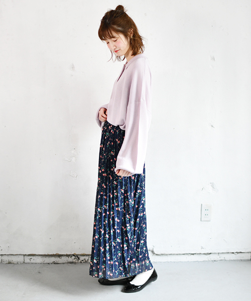 PairPair(ペアペア)の「袖ボリュームニットポロシャツ(ポロシャツ・レディース・ライトグレー/ブラック/ラベンダー・FREE)」の12枚目の写真