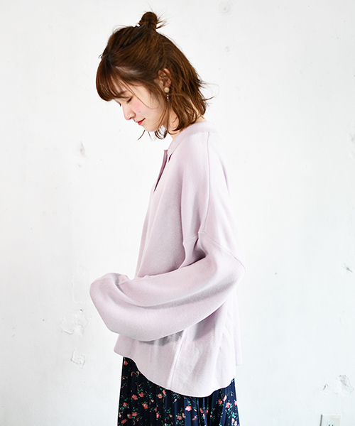 PairPair(ペアペア)の「袖ボリュームニットポロシャツ(ポロシャツ・レディース・ライトグレー/ブラック/ラベンダー・FREE)」の16枚目の写真