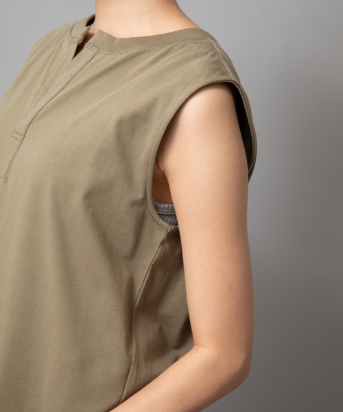 Munich(ミューニック)の「ノースリーブトップスXプリーツスカート異素材切替え2wayワンピース(ワンピース・レディース・ホワイト/ネイビー/カーキ/オレンジ/クリーム・FREE)」の10枚目の写真