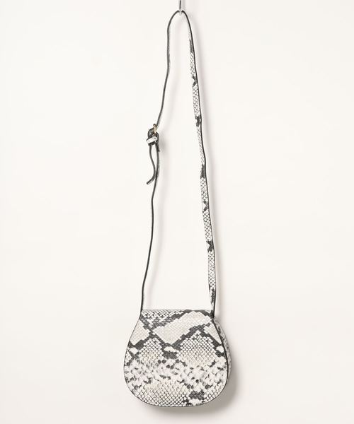 KOBE LETTUCE（コウベレタス）の「サークルポシェット（ショルダーバッグ・レディース・ブラック/オフホワイト/オレンジ/グリーン/パイソン・FREE）」の17枚目の写真