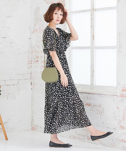 KOBE LETTUCE（コウベレタス）の「サークルポシェット（ショルダーバッグ・レディース・ブラック/オフホワイト/オレンジ/グリーン/パイソン・FREE）」の10枚目の写真